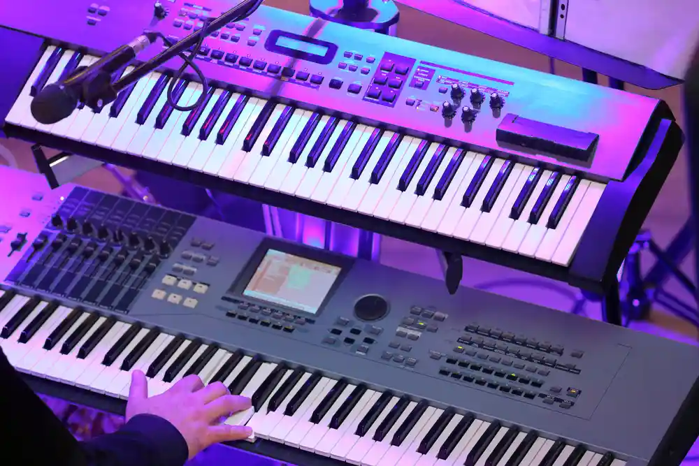 What is the Difference Between a Synthesizer and a Sampler?